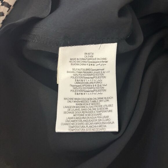 BCBG Maxi Dress Size 4 Sheer Lined Sleeveless Floor Length Animal Print $128 - Picture 6 of 6